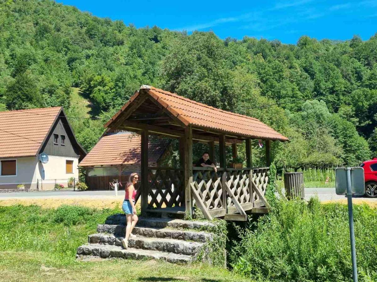 Rozi, - Pr' Rozi * Osilnica
